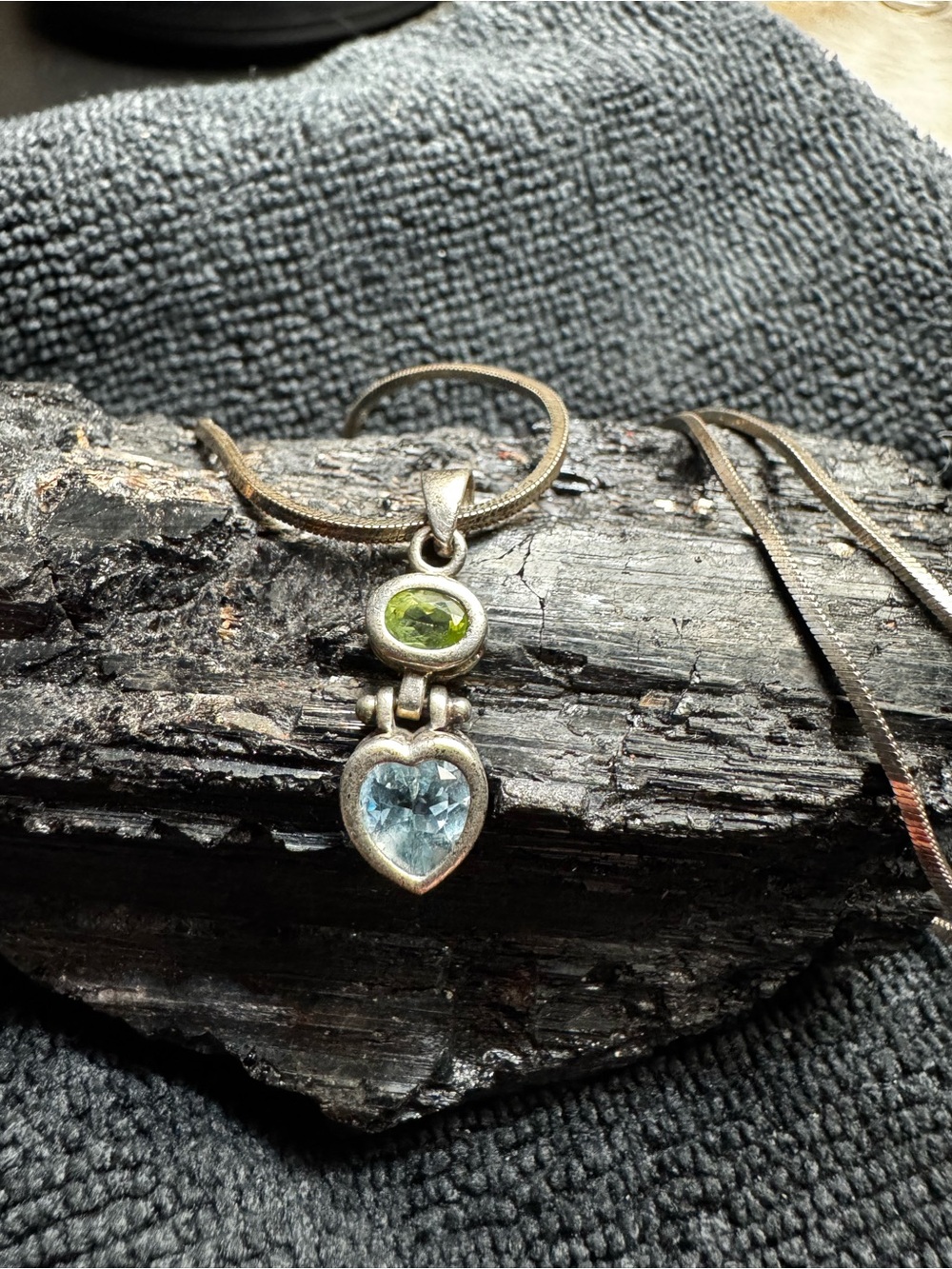 Vintage Sterling Silver Peridot & Blue Topaz Heart Articulated Drop Necklace